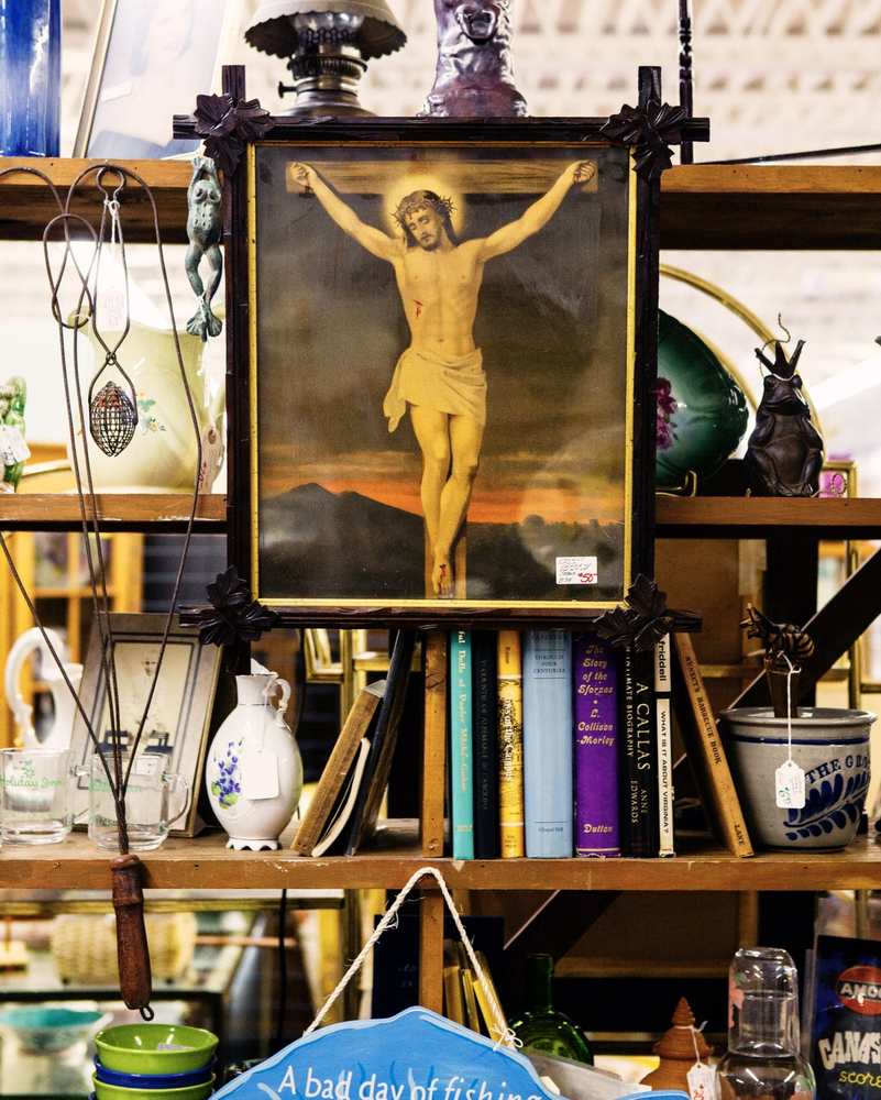 flea-jesus plate